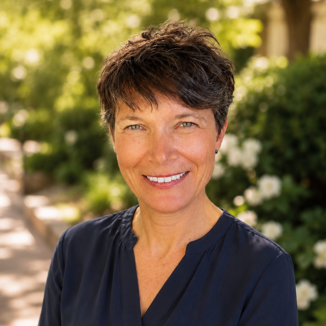 Portrait of Dr Sally McLeod