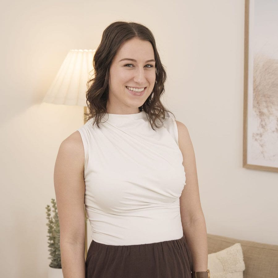 Portrait of Sarah Bibo